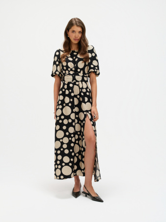 Sukienka maxi z printem w grochy 