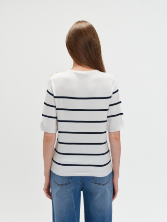 Casualowy sweter w paski 
