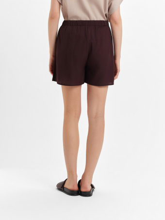 Brązowe wiskozowe szorty 
