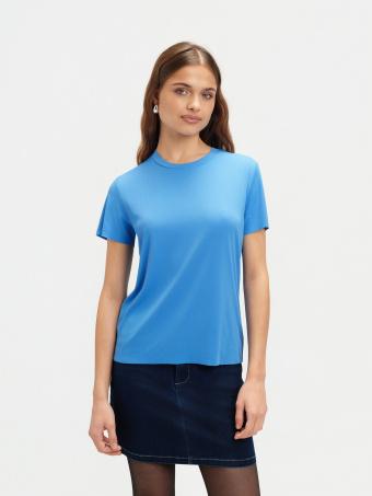 Prążkowany niebieski t-shirt 