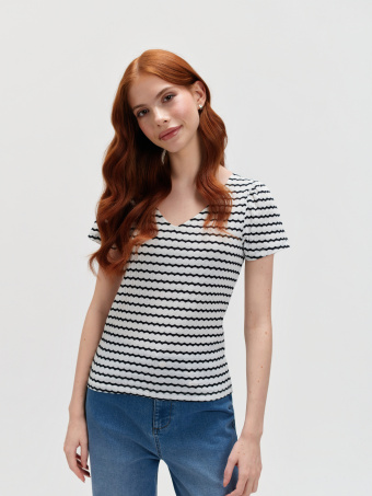 Top w paski z dekoltem w serek 