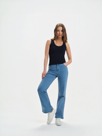 Granatowy top na ramiączkach 