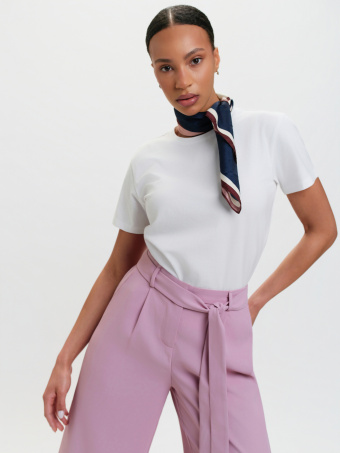 Biały top w prążek 