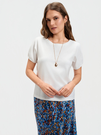 Biały top z krótkim bufiastym rękawem 