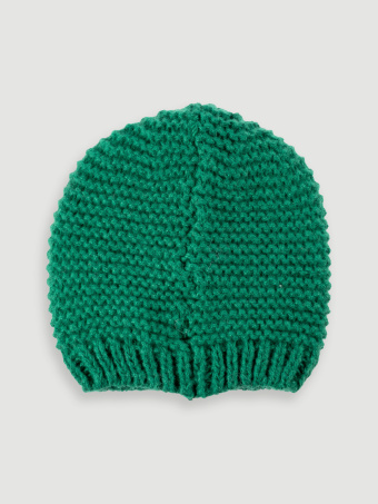 Czapka w kolorze zielonym 