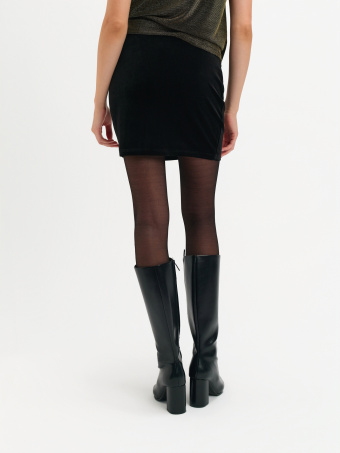 Welurowa mini spódniczka 