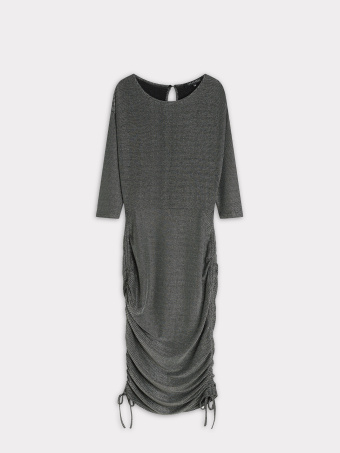 Srebrna sukienka ze ściągaczami 