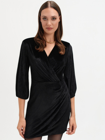 Czarna welurowa sukienka