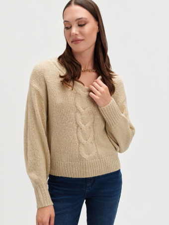 Beżowy sweter z dekoltem v-neck 