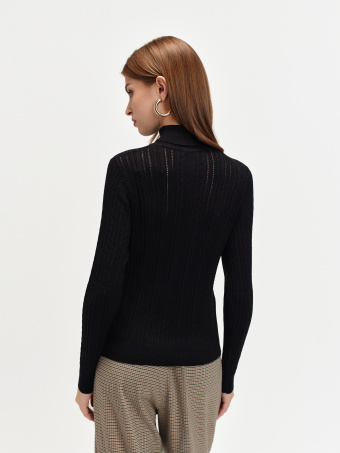 Golf z ażurową fakturą 