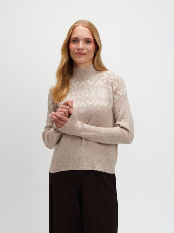 Beżowy sweter w stylu scandi 