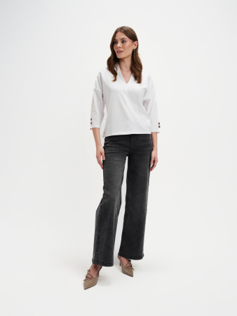 Biały top z dekoltem v-neck 