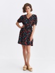 Krótka sukienka w drobne kwiatki