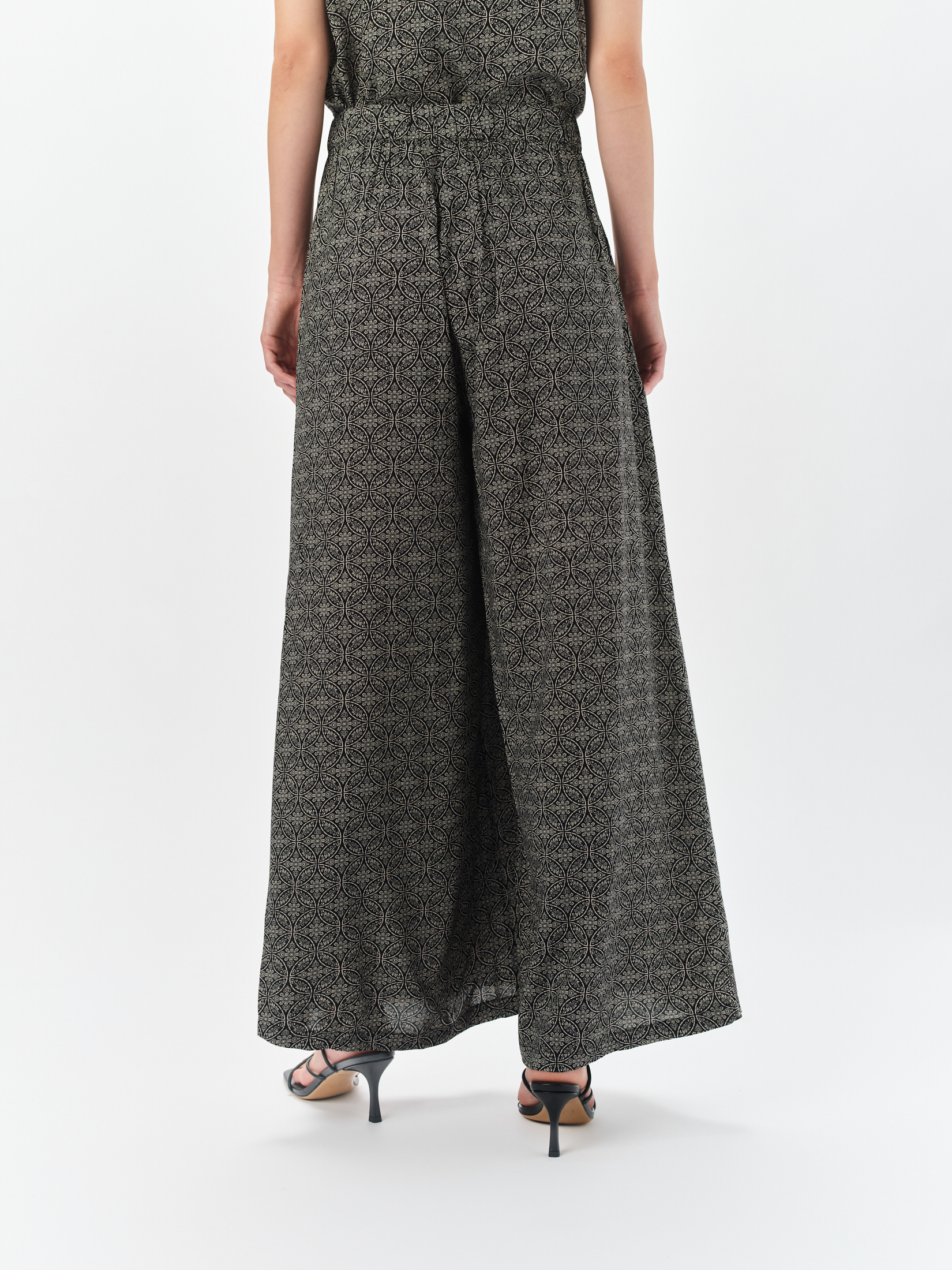 Wzorzyste spodnie o luźnym fasonie 