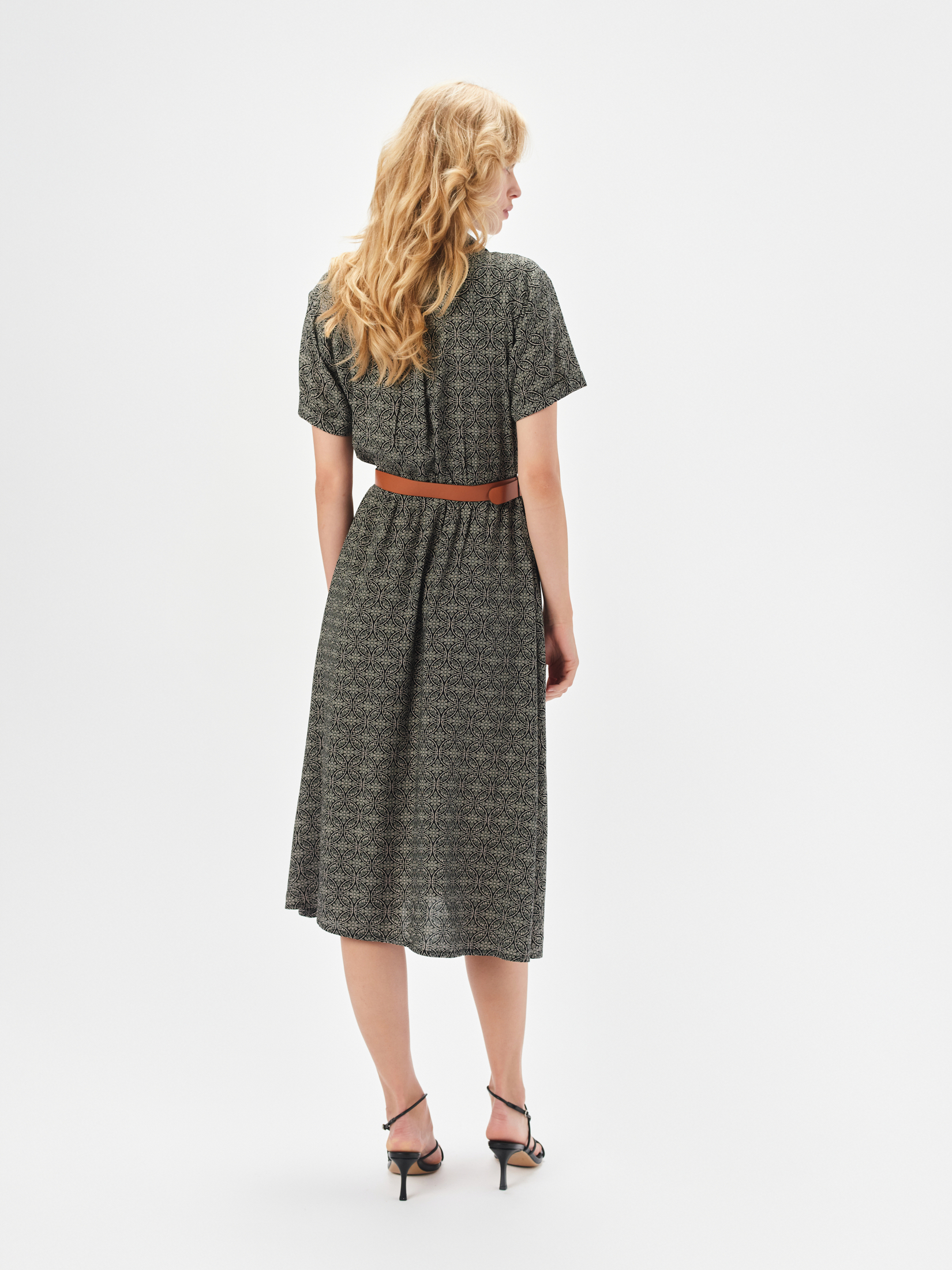 Sukienka typu szmizjerka 