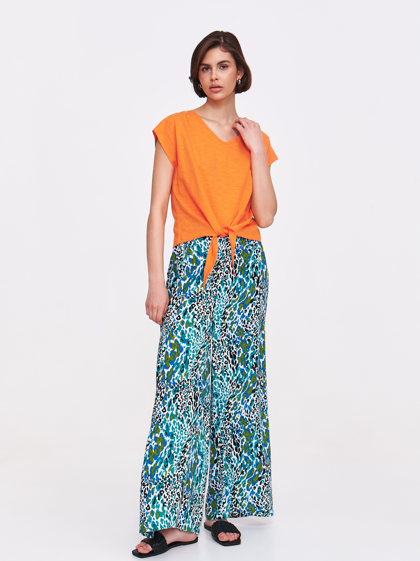 Pomarańczowy top z wiązaniem 