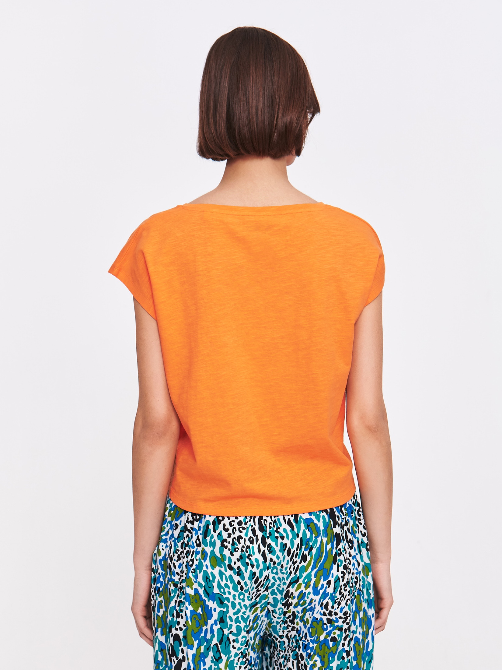 Pomarańczowy top z wiązaniem 