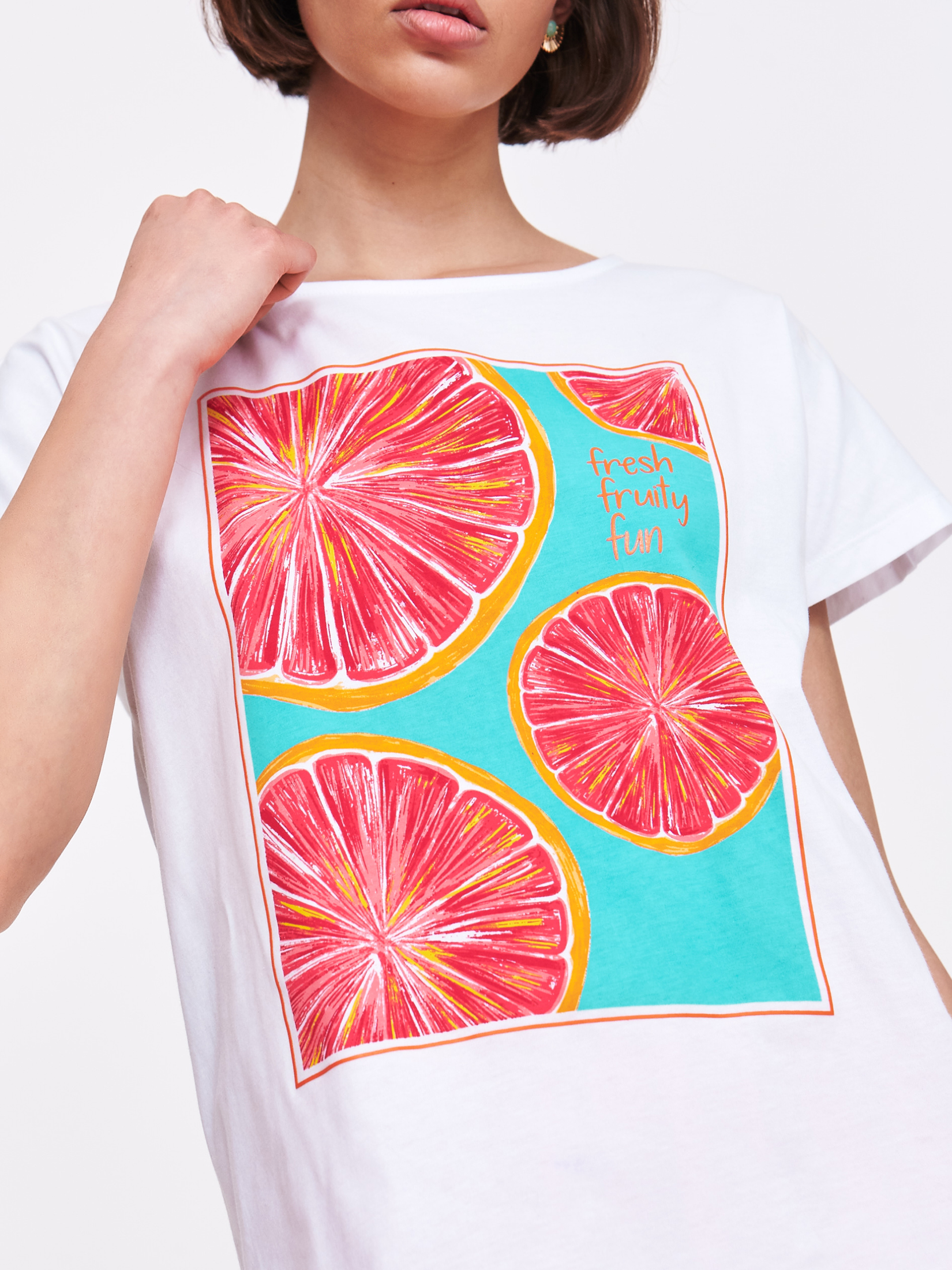 T-shirt z owocowym nadrukiem 