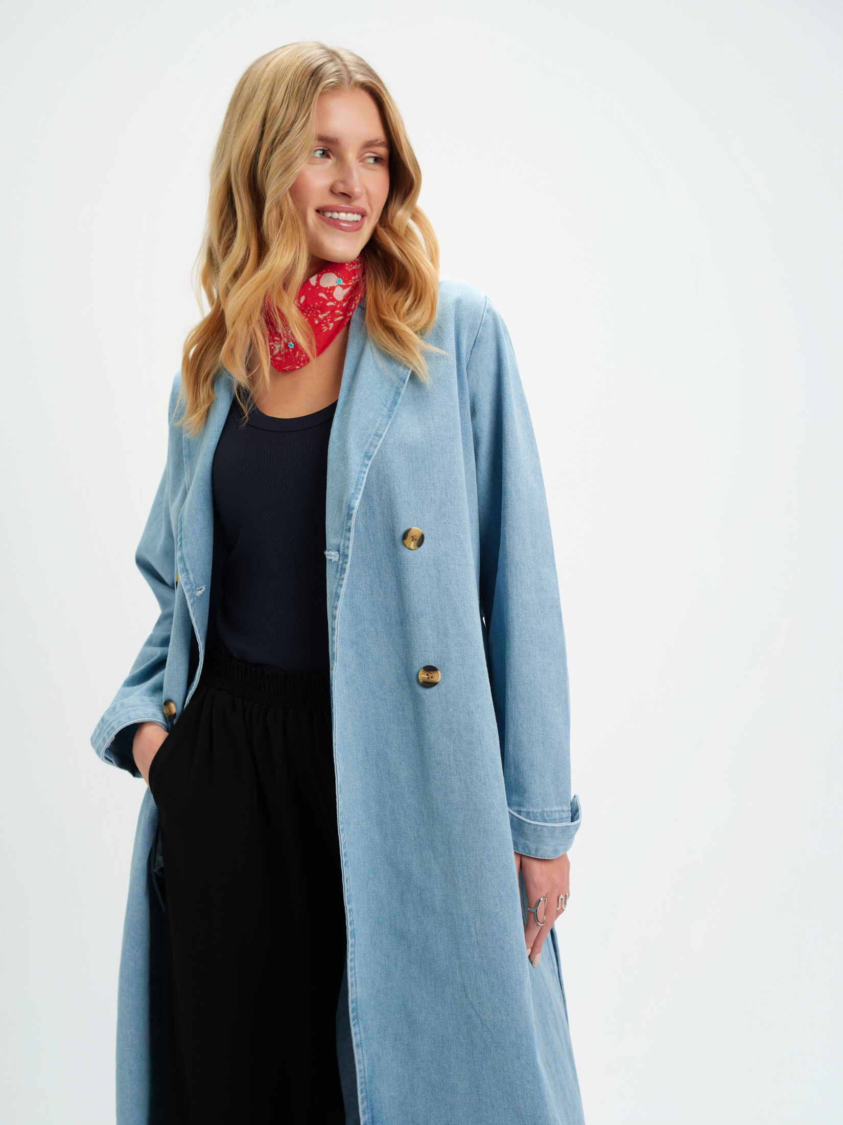 Płaszcz damski jeans 