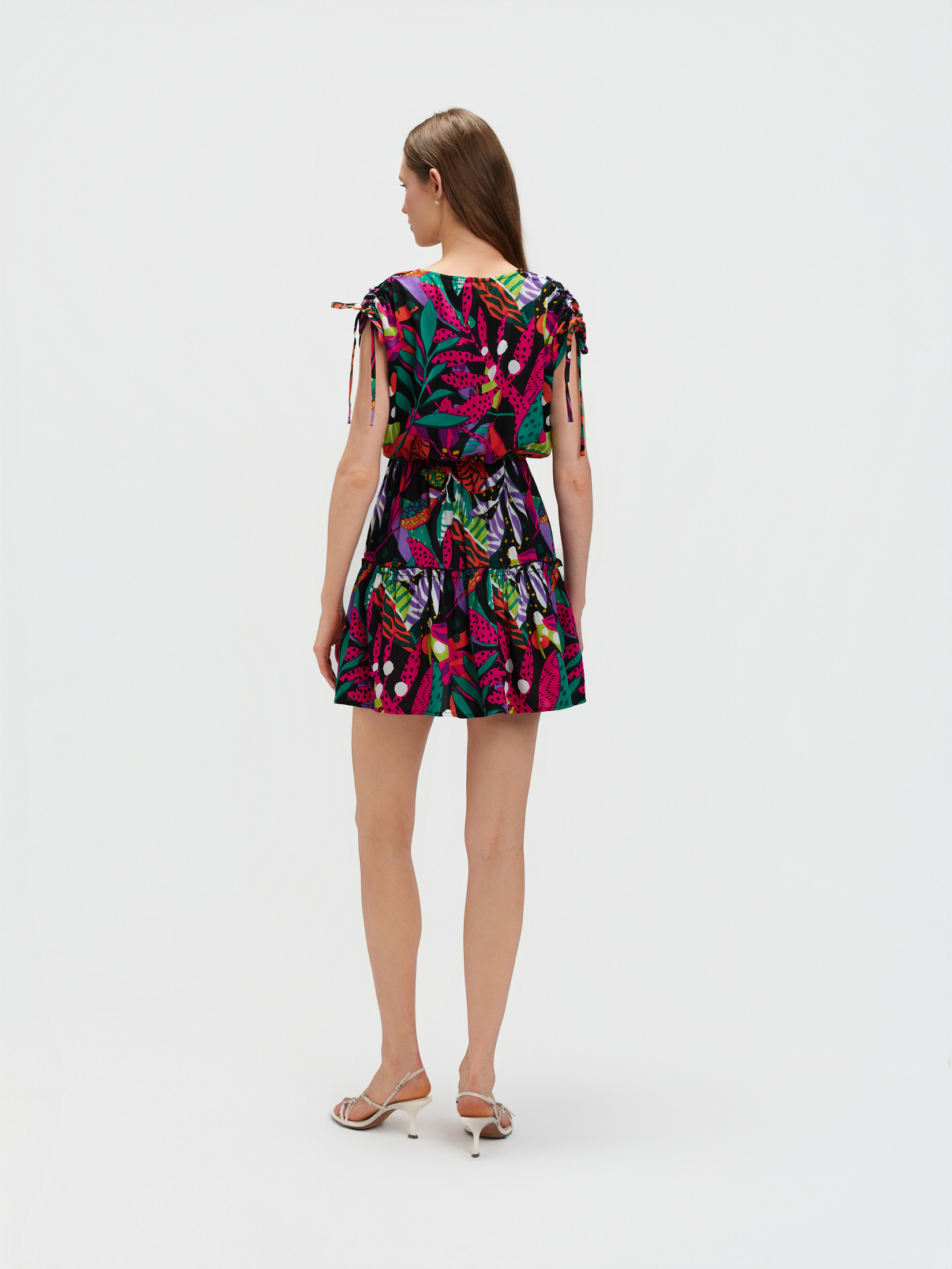 Multikolorowa sukienka 