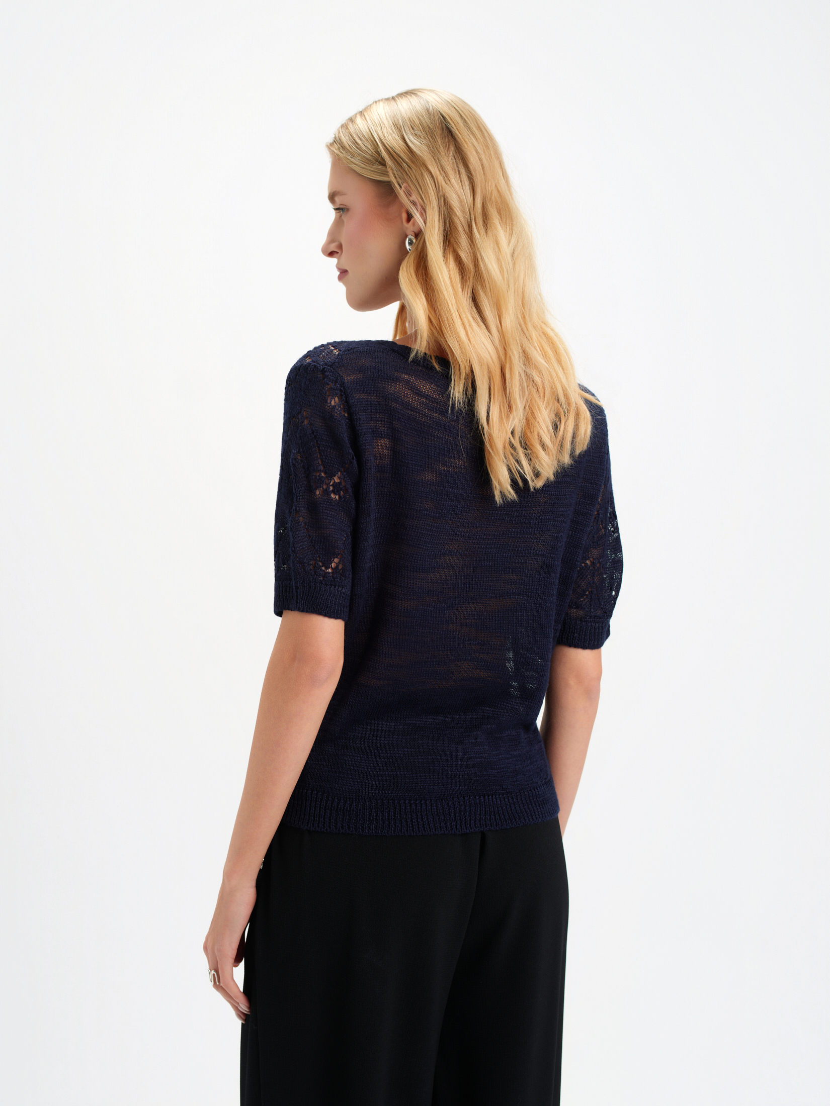 Sweter z krótkim rękawem