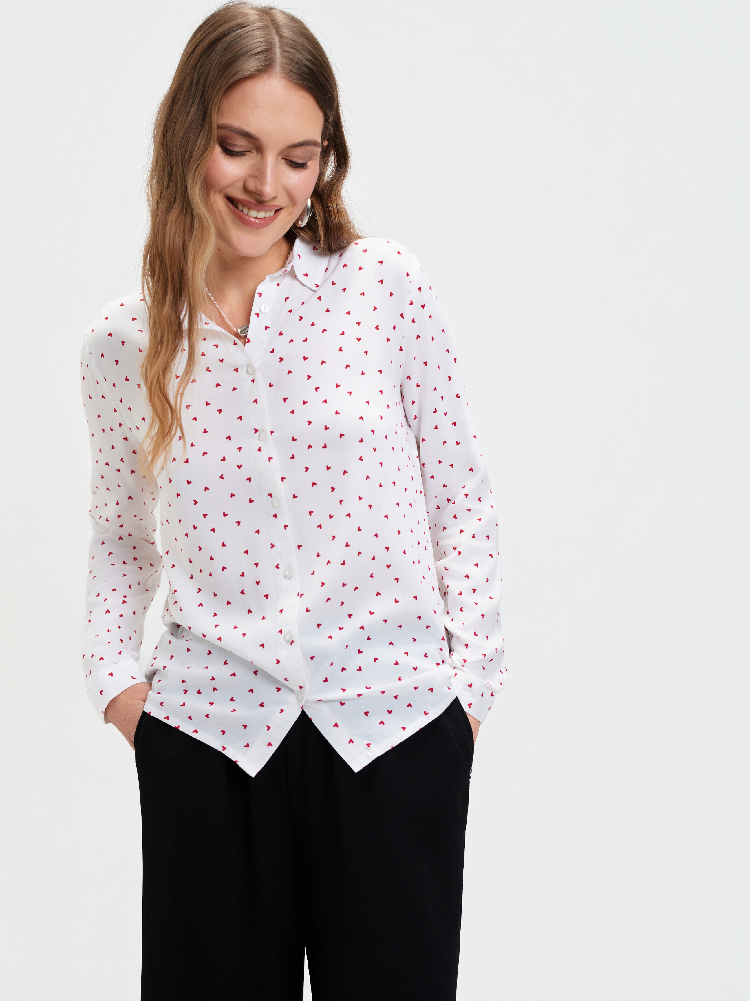 Koszula z nadrukiem w serduszka 