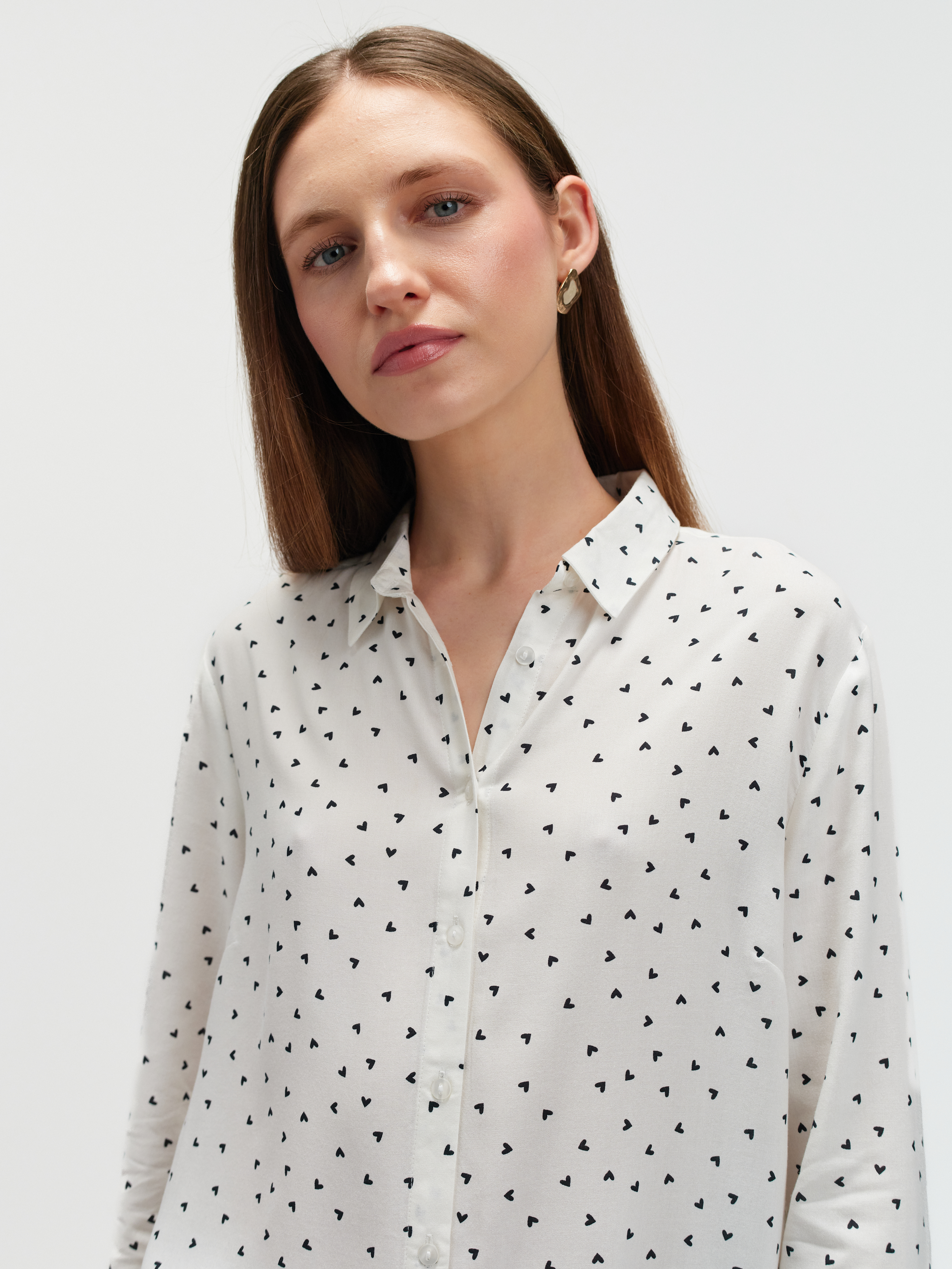 Koszula w czarne serduszka 