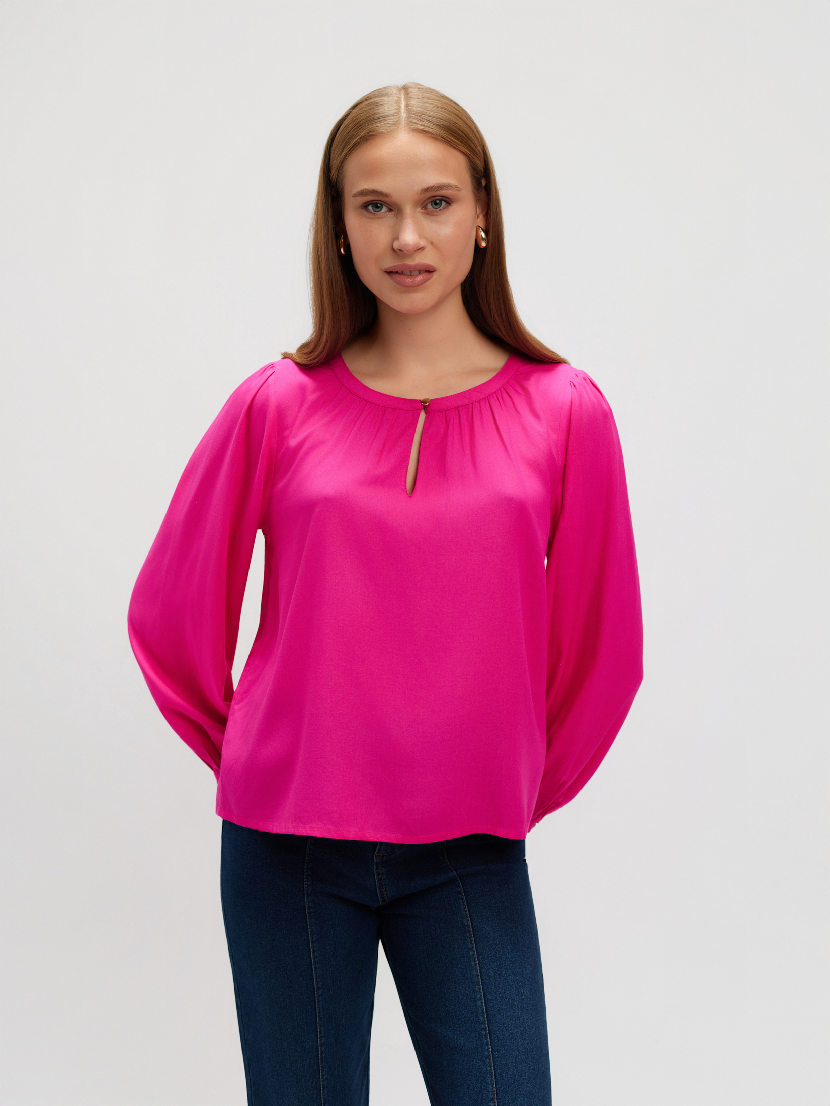 Zwiewna różowa bluzka z wiskozą 