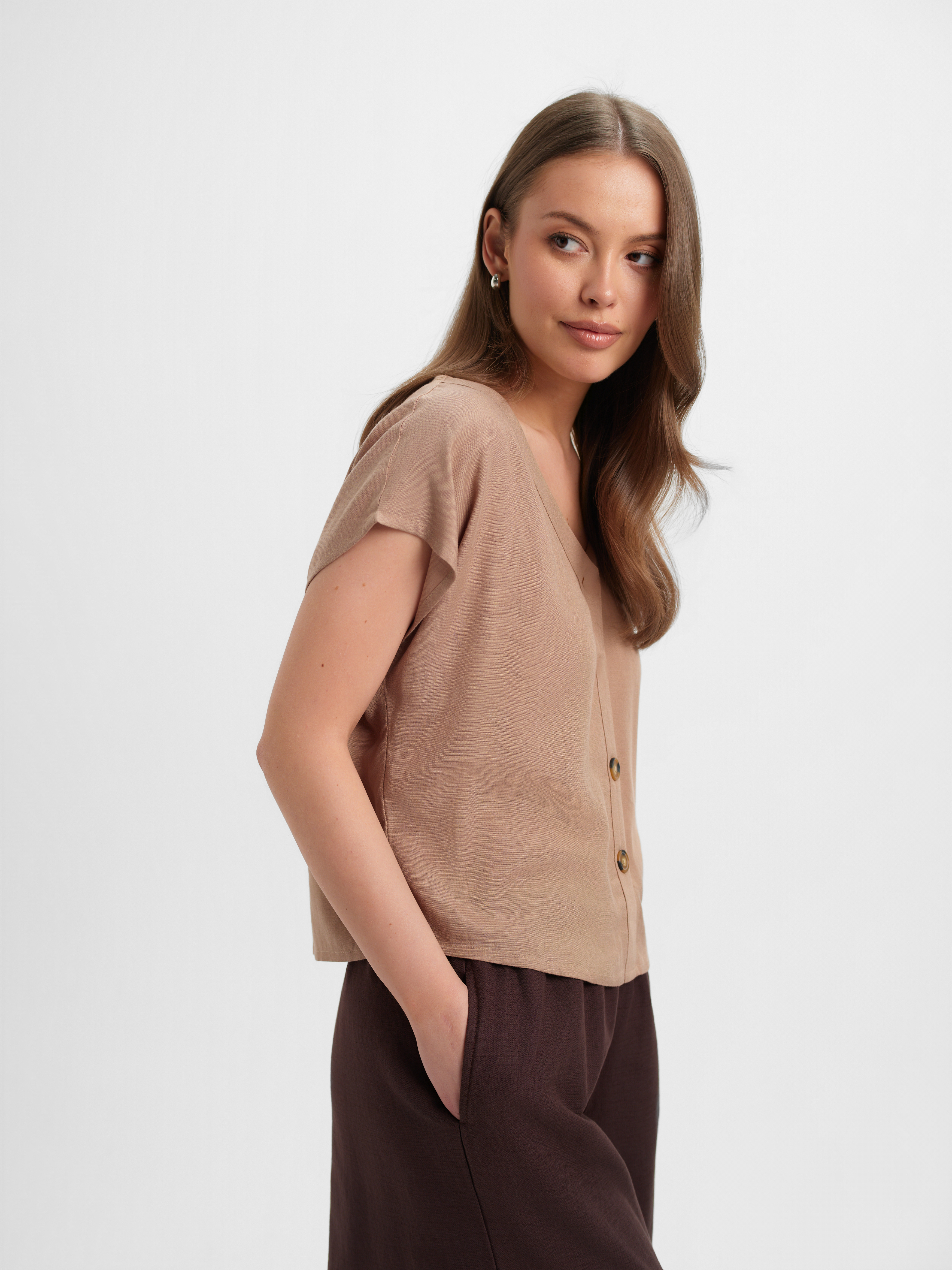 Zwiewna beżowa bluzka 