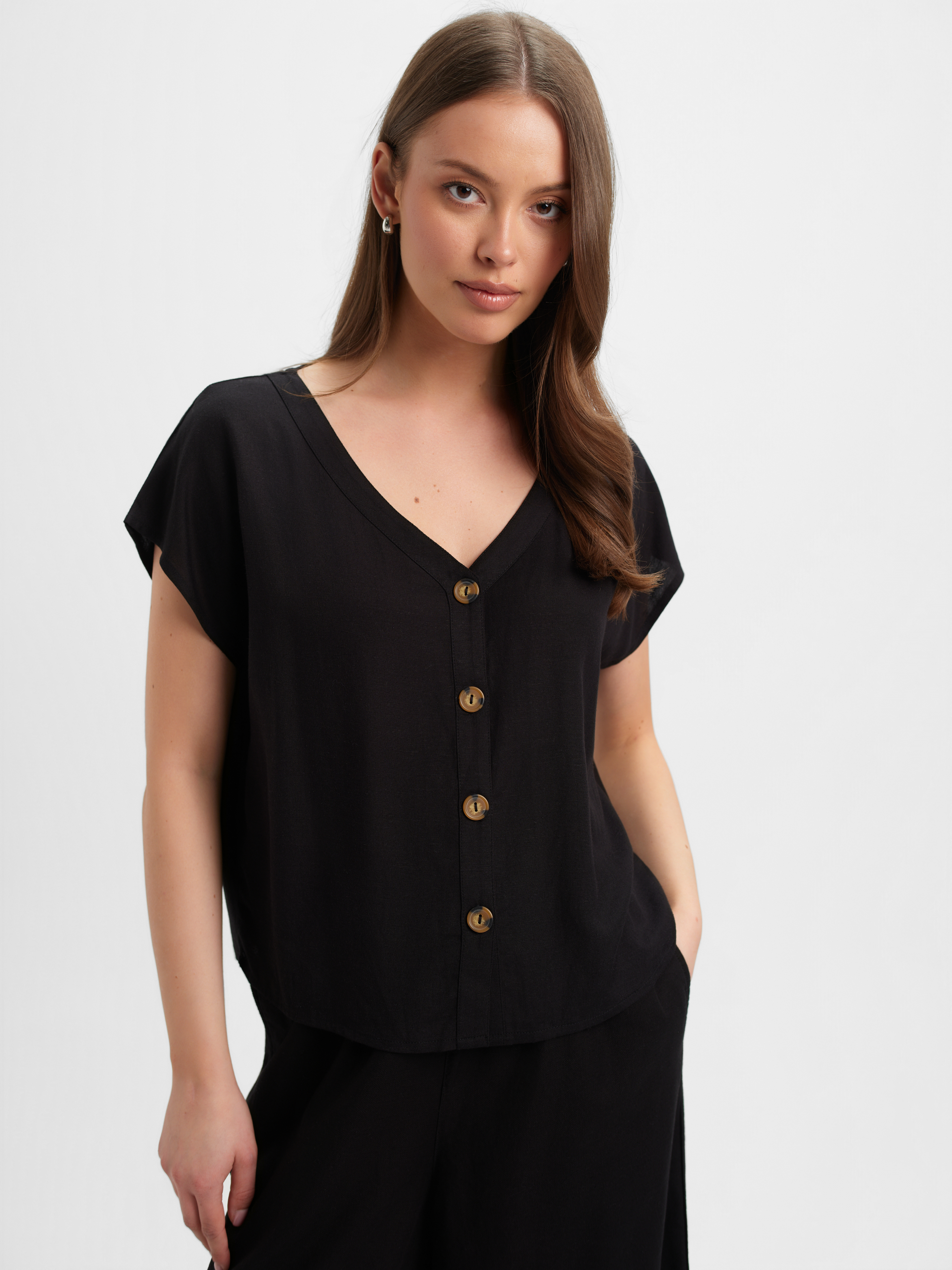 Zwiewna czarna bluzka 