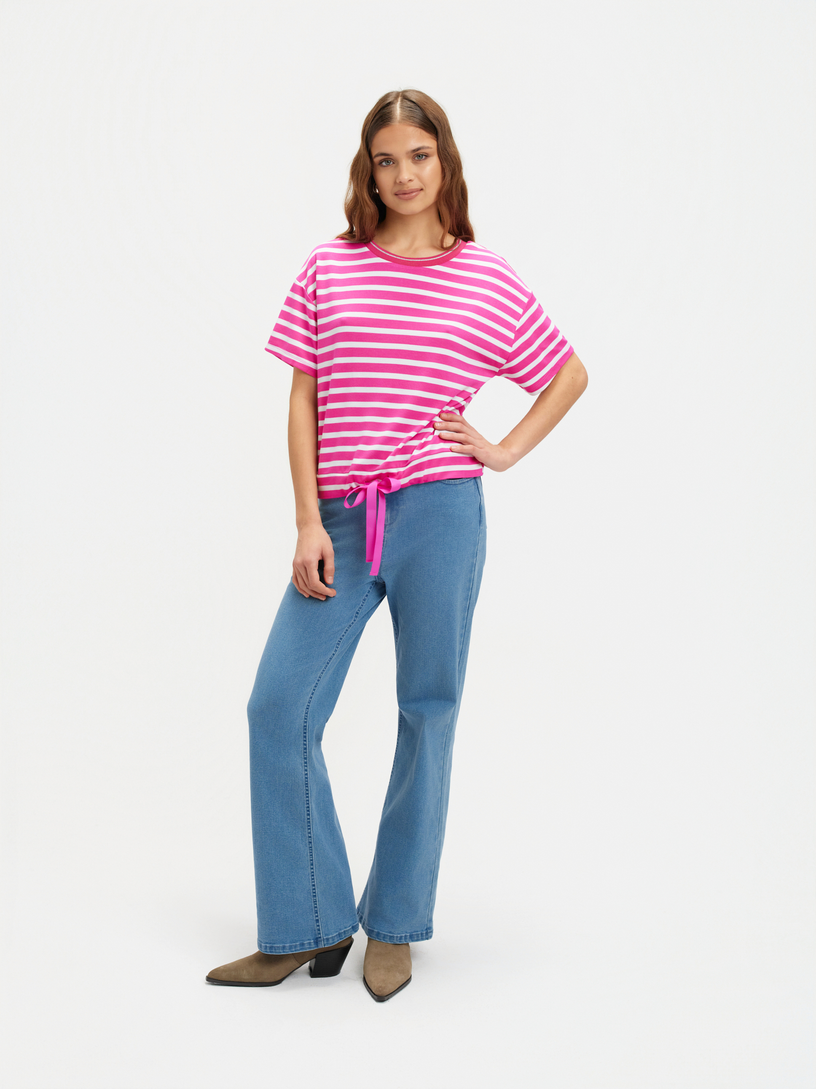 Różowa bluza w paski 