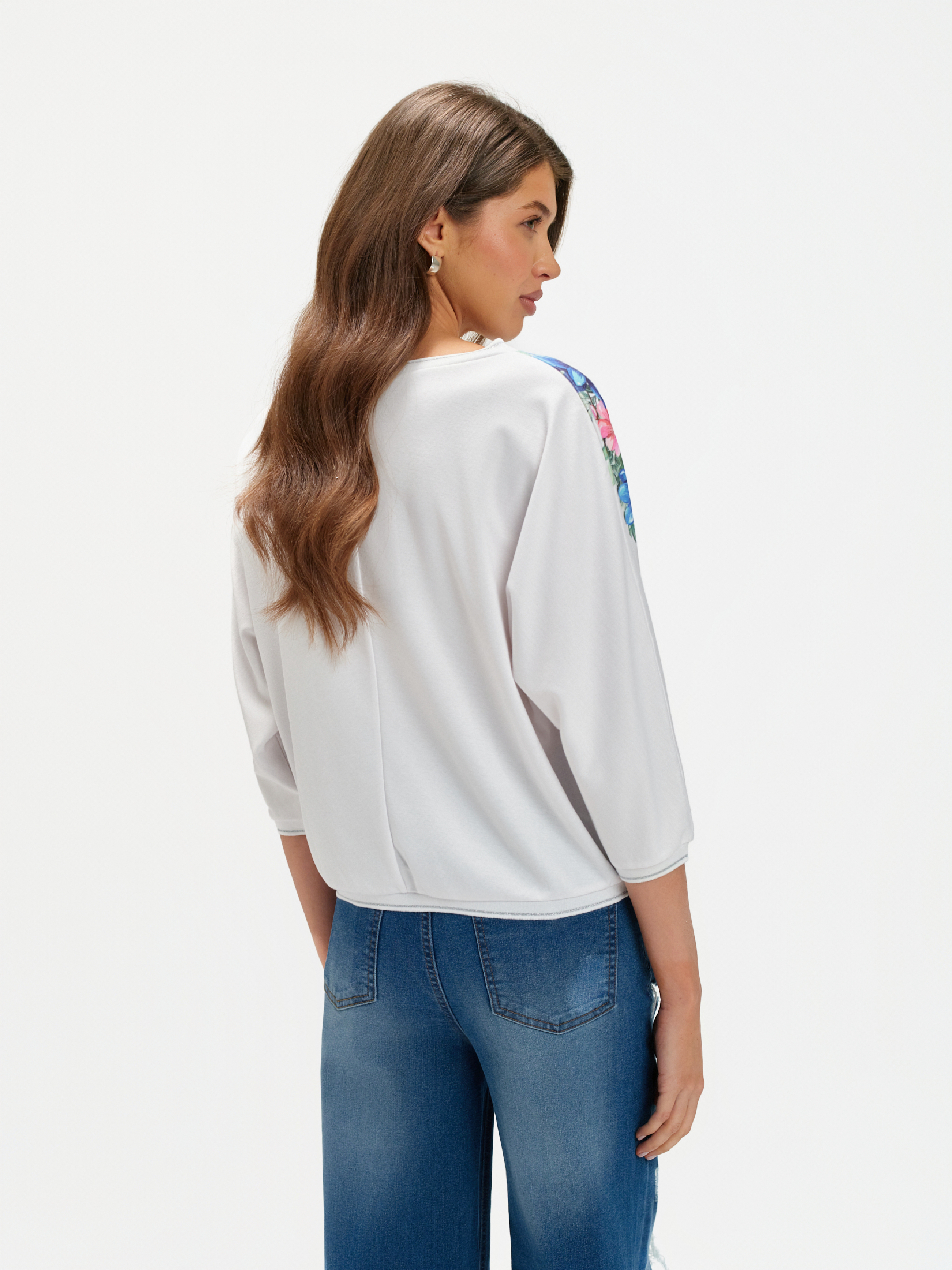 Bluza z kwiatowym motywem 