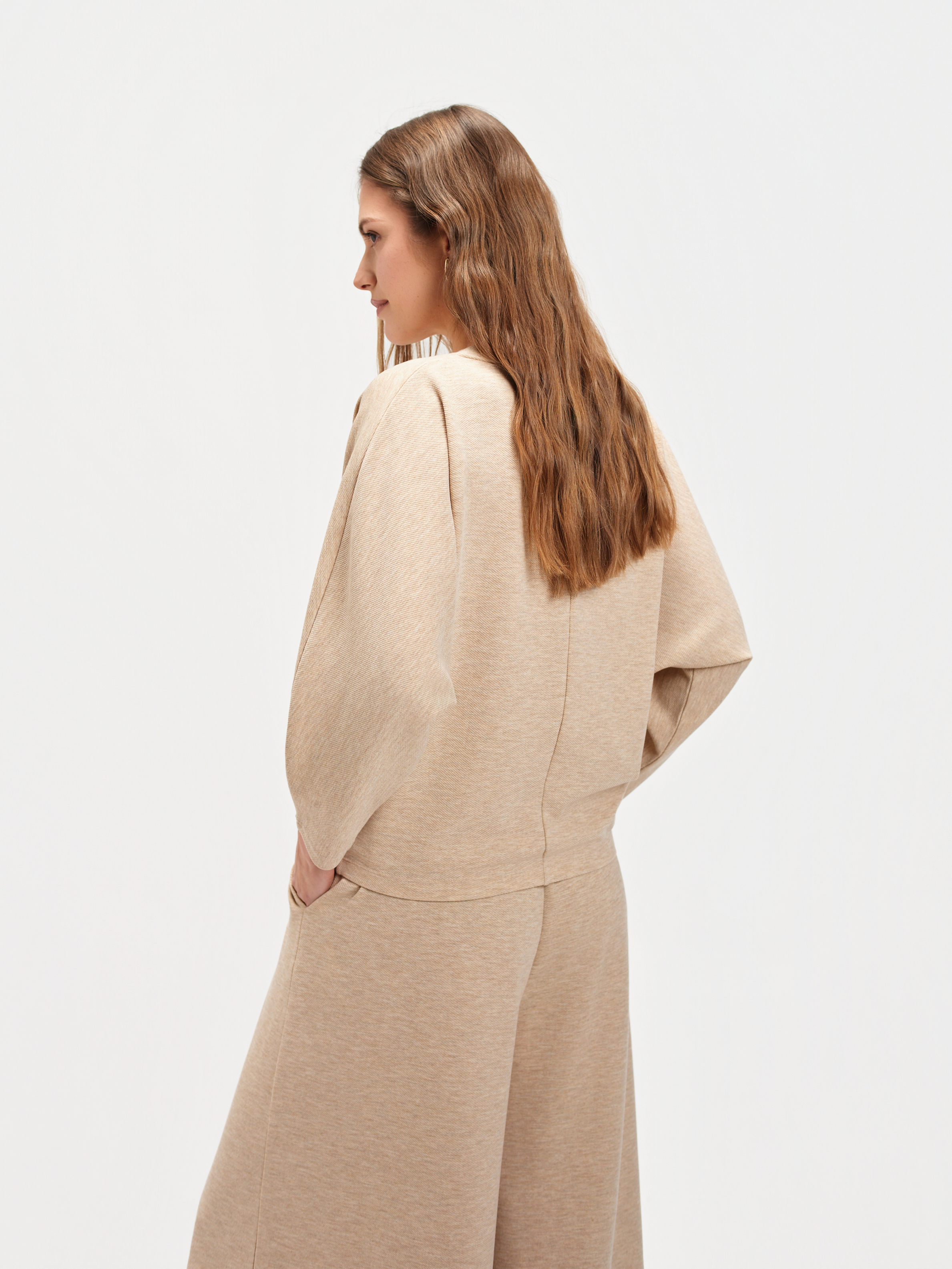 Dzianinowa bluza z rękawem typu nietoperz 