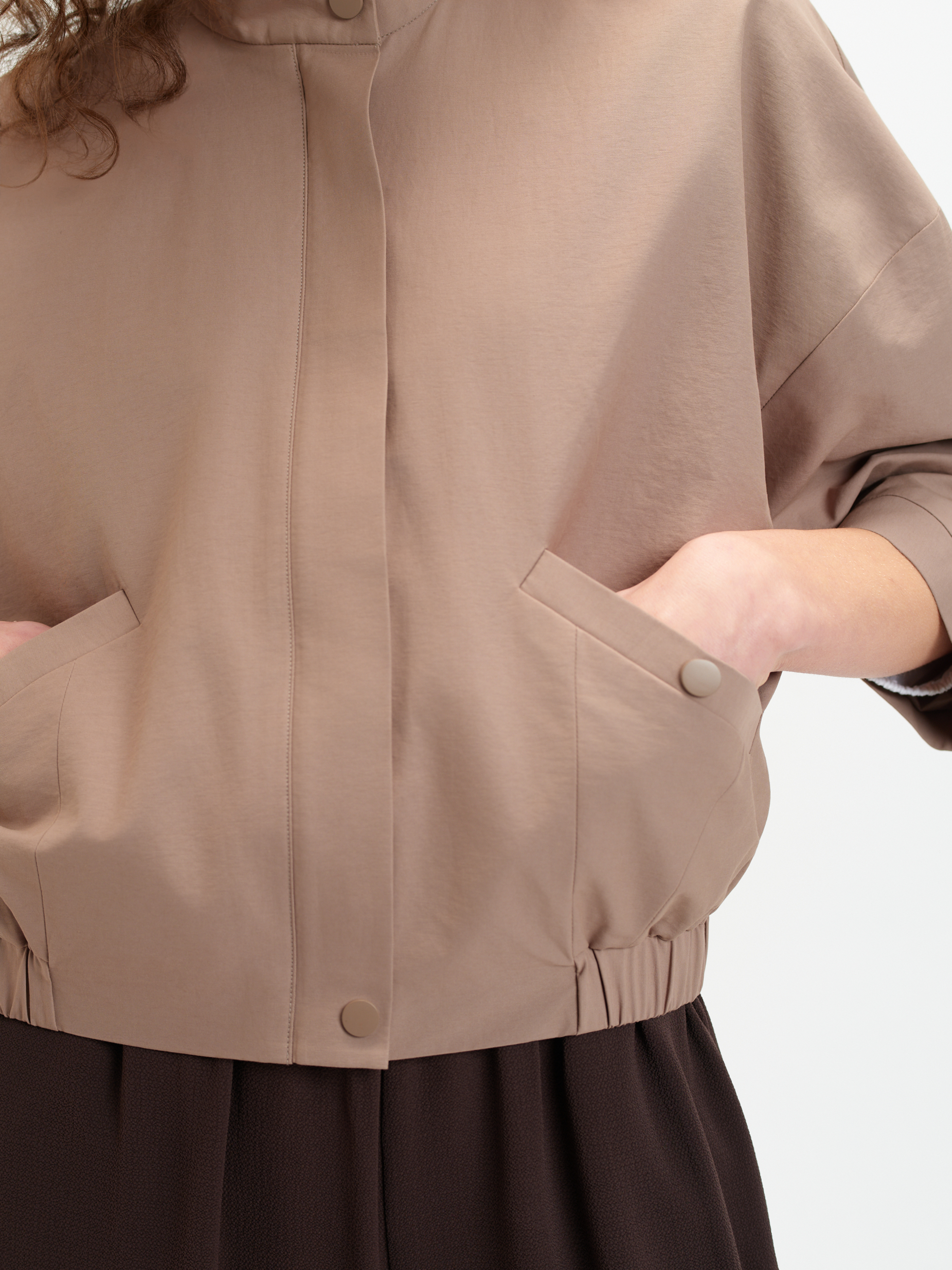 Kurtka bomberka w odcieniu coffee 