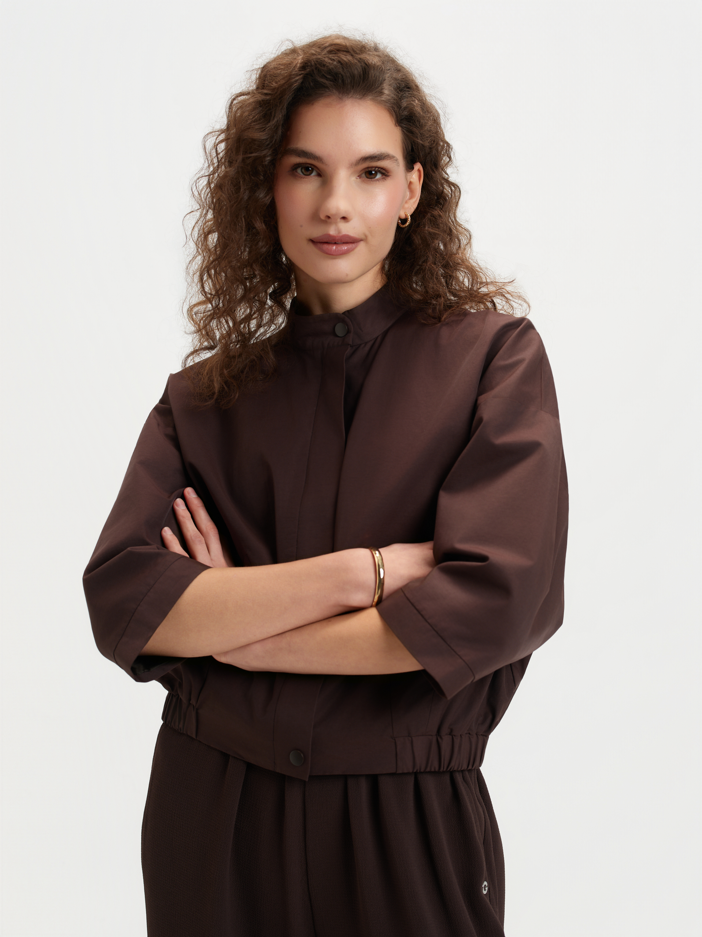 Kurtka bomberka w kolorze czekoladowego brązu 