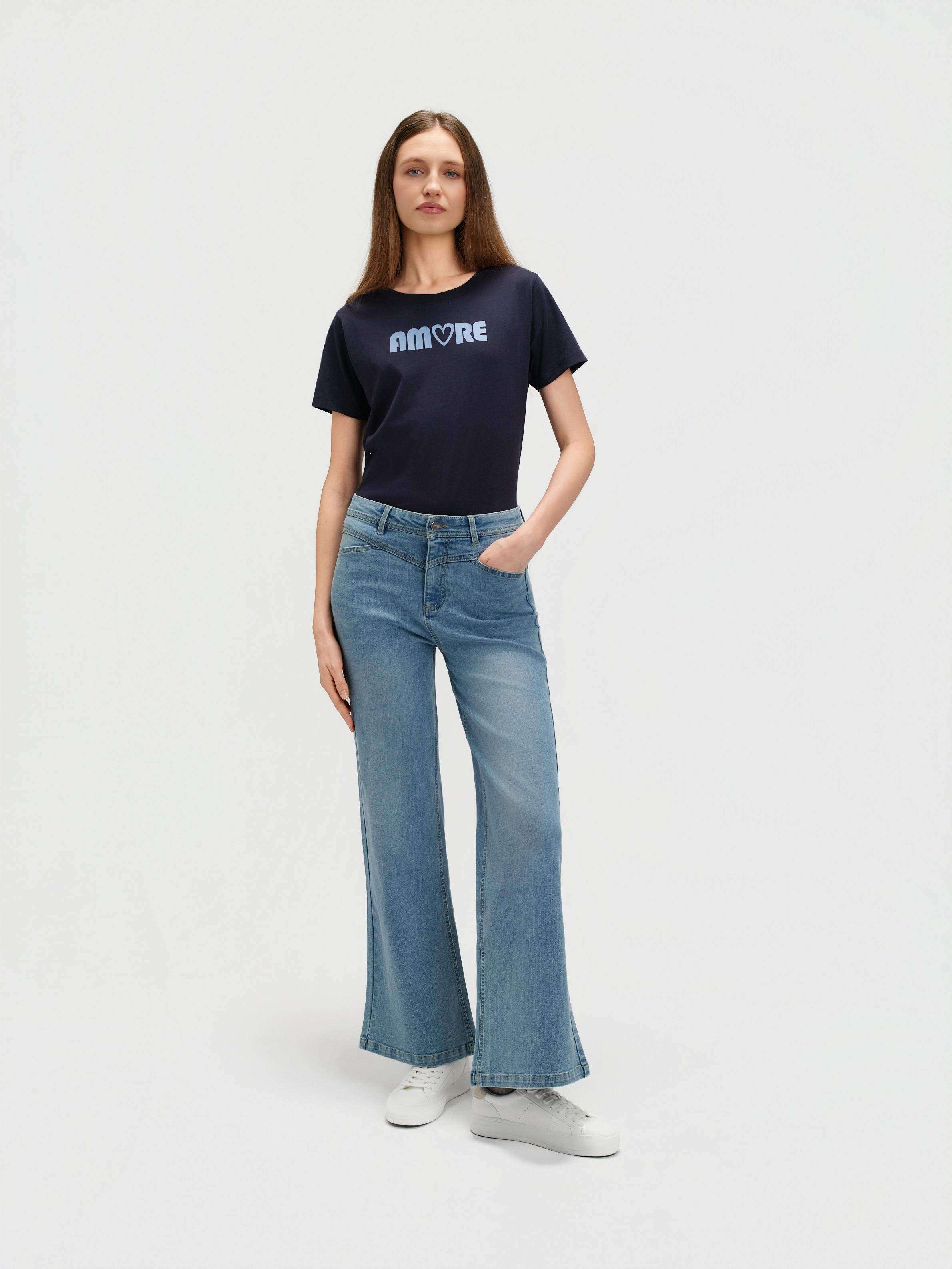 Jasnoniebieskie jeansy wide leg 