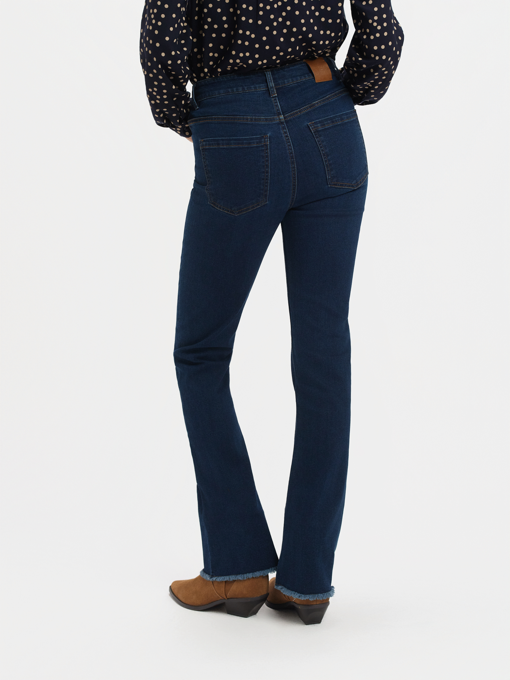 Granatowe jeansy flare 