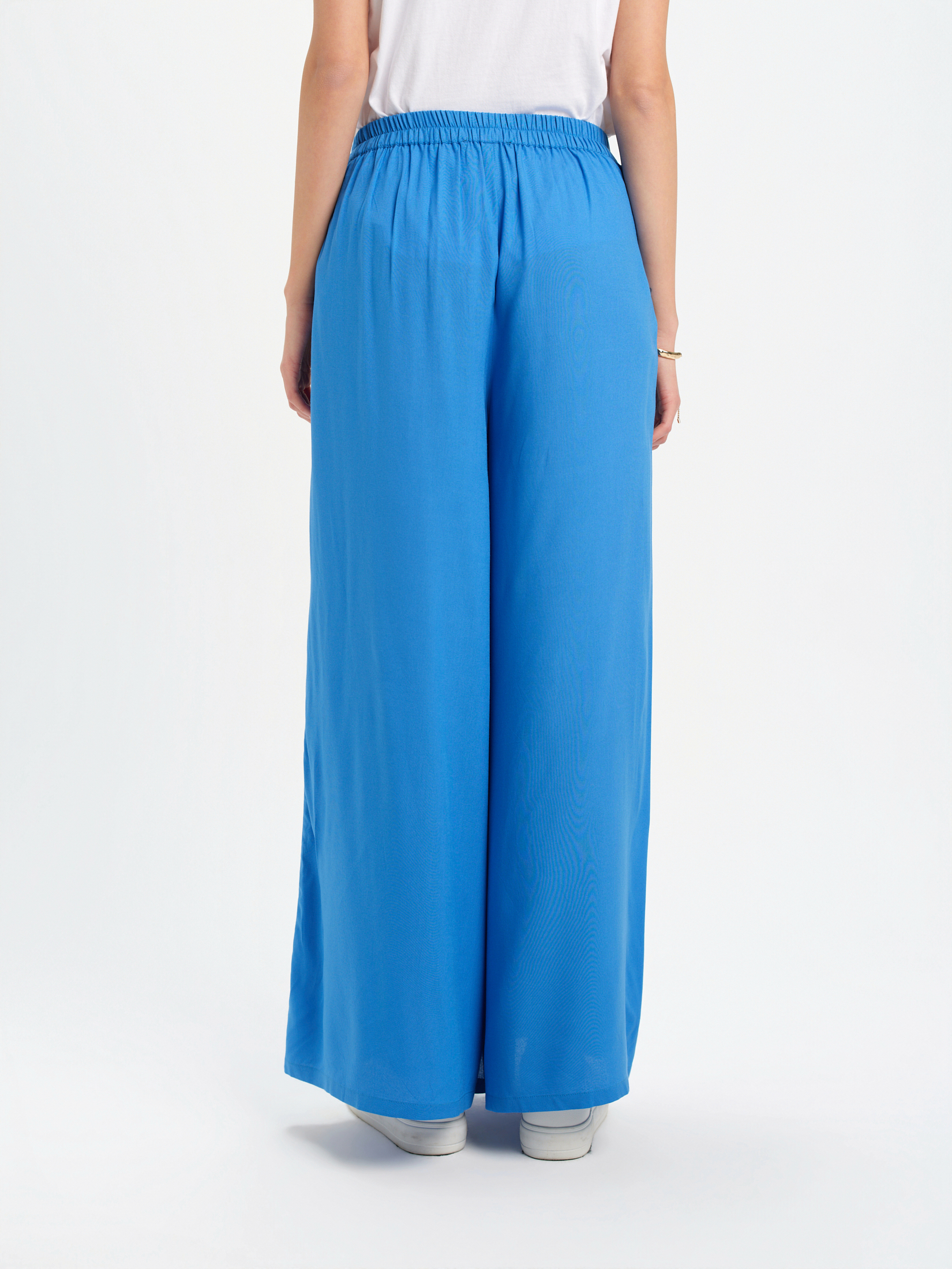 Niebieskie spodnie z wiskozy 