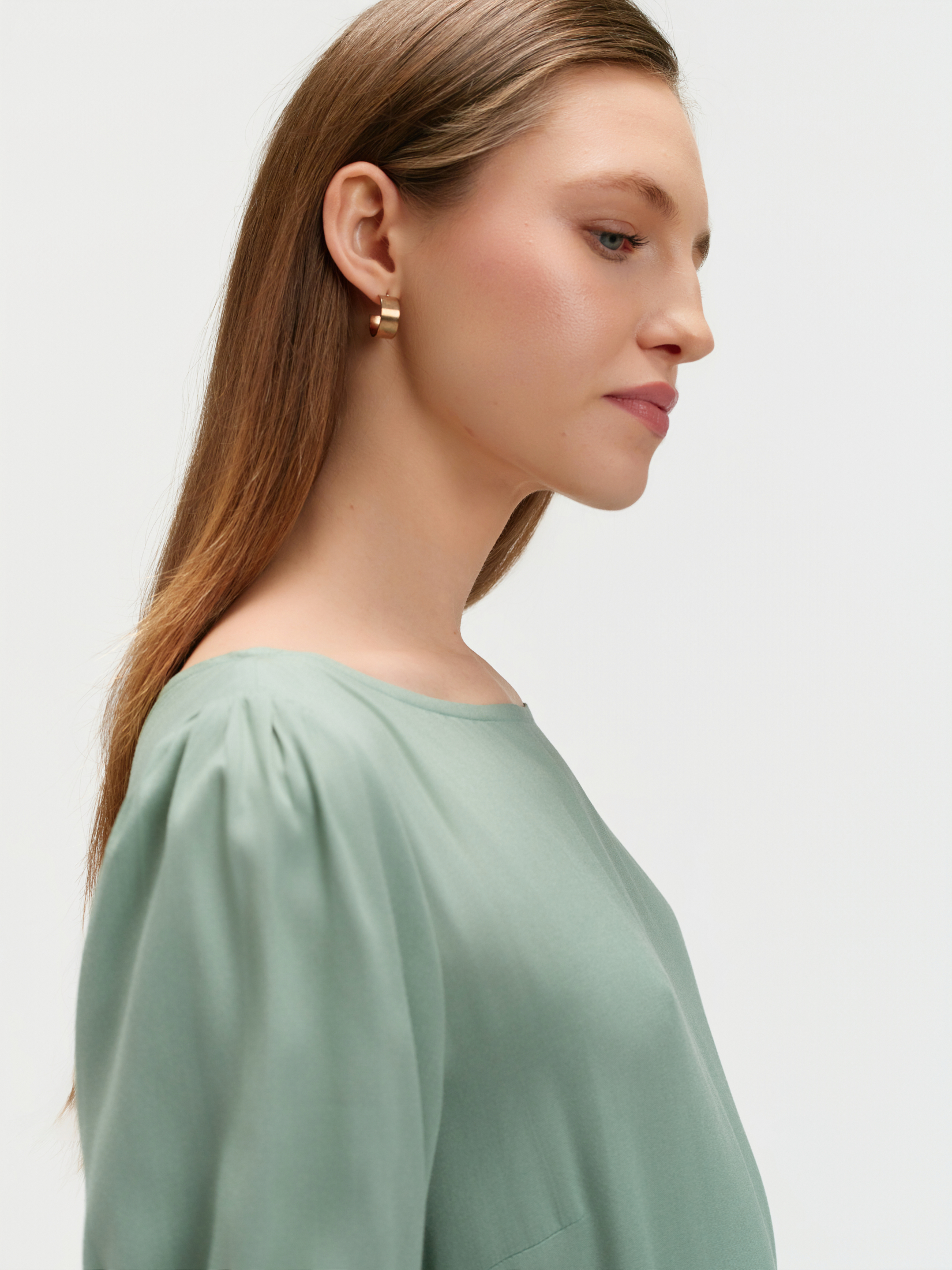 Casualowa sukienka z wiązaniem w talii 