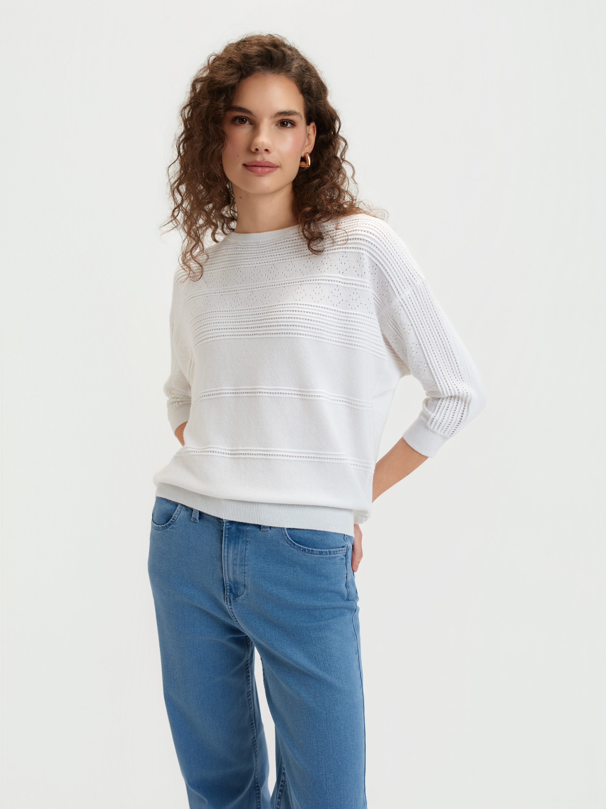 Ażurowy sweter z rękawami 3/4