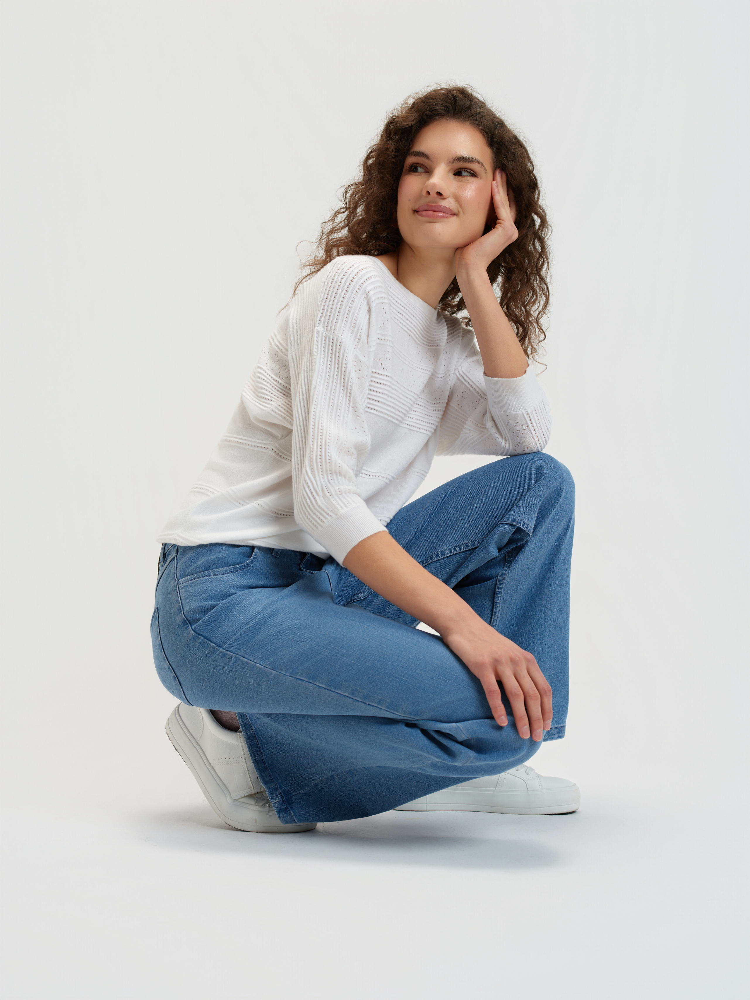 Ażurowy sweter z rękawami 3/4