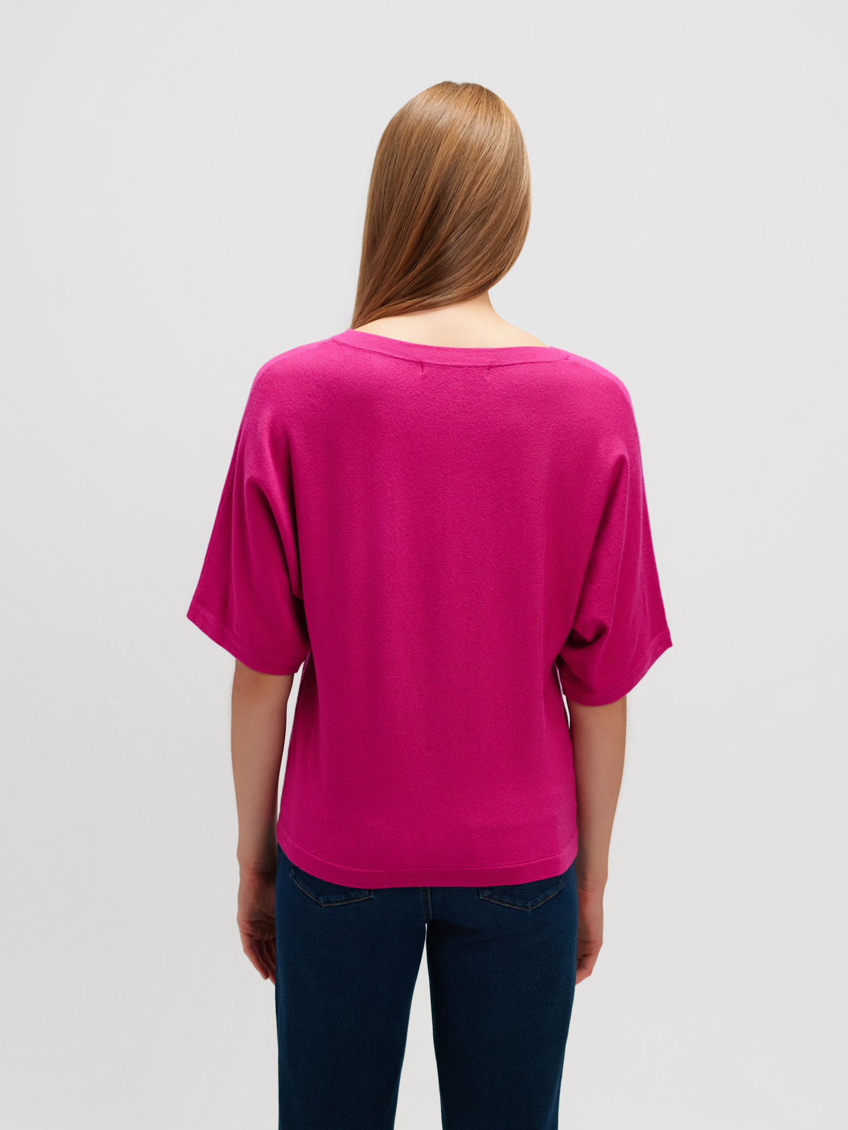 Różowy sweter z rękawami typu nietoperz 