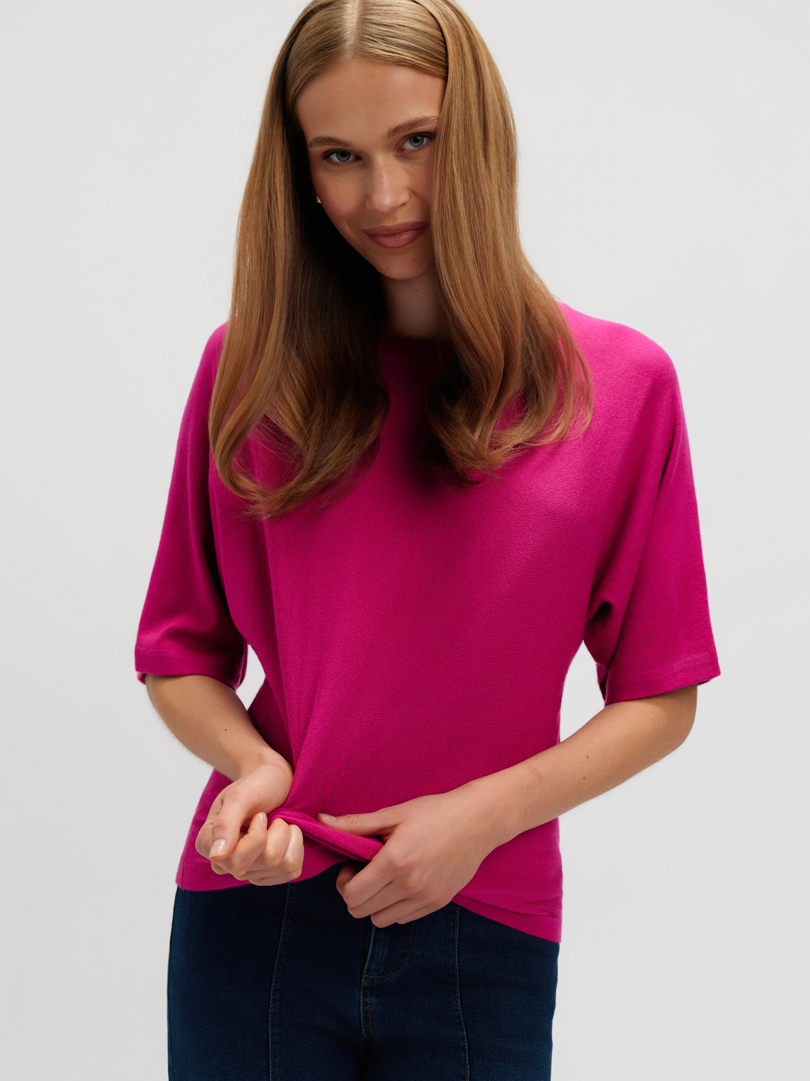 Różowy sweter z rękawami typu nietoperz 