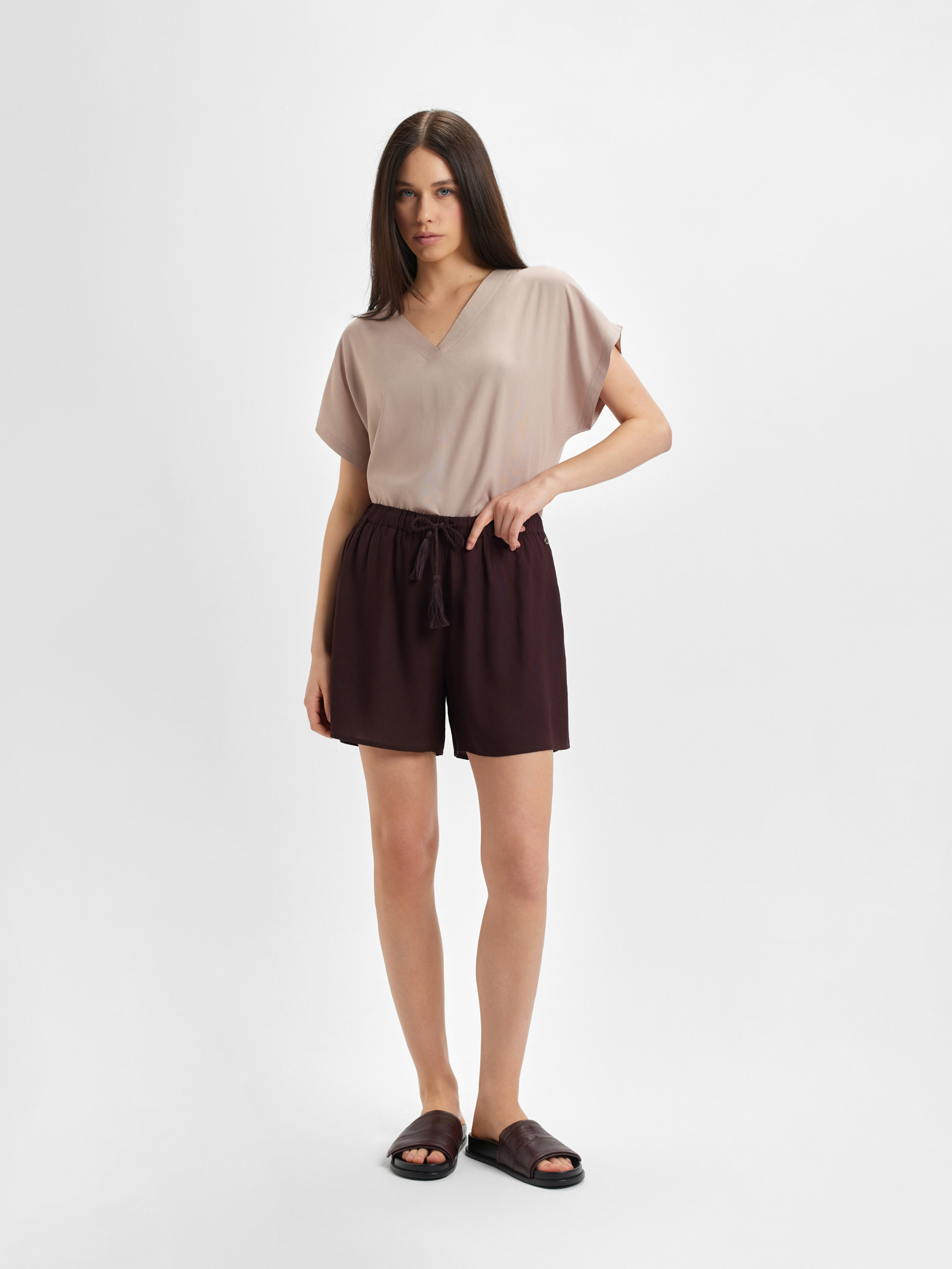 Brązowe wiskozowe szorty 