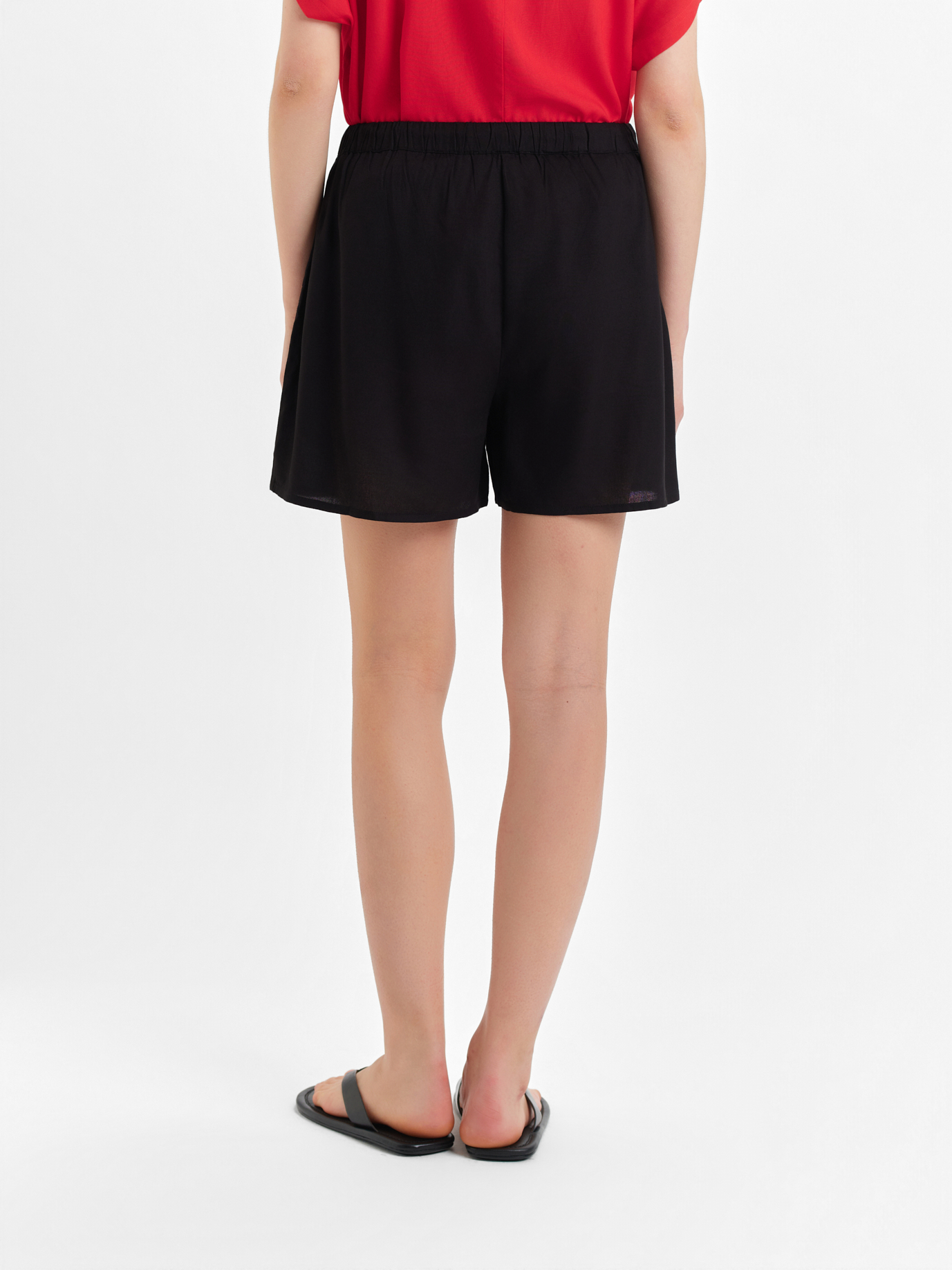 Czarne wiskozowe szorty 