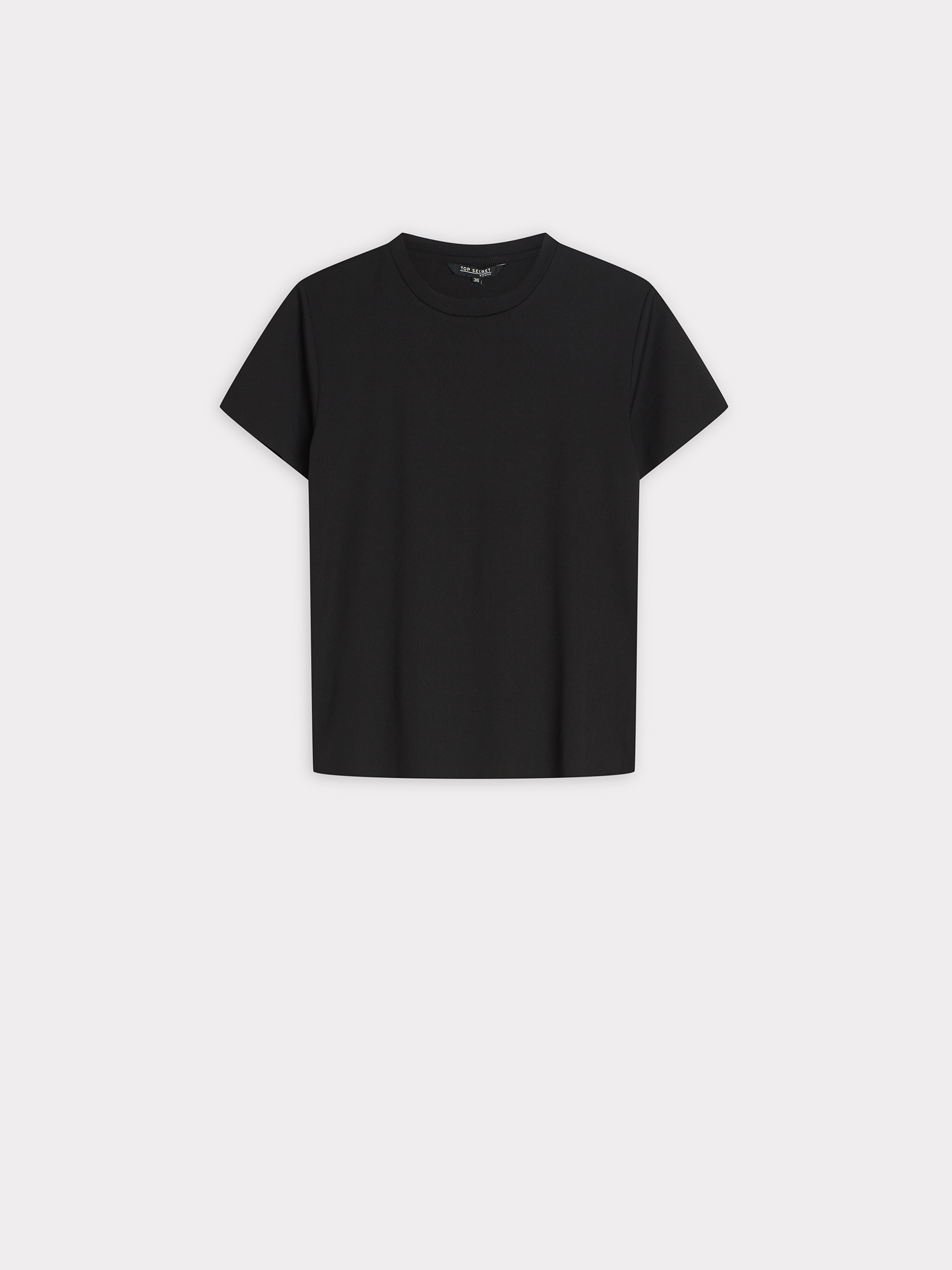 Prążkowany czarny t-shirt 