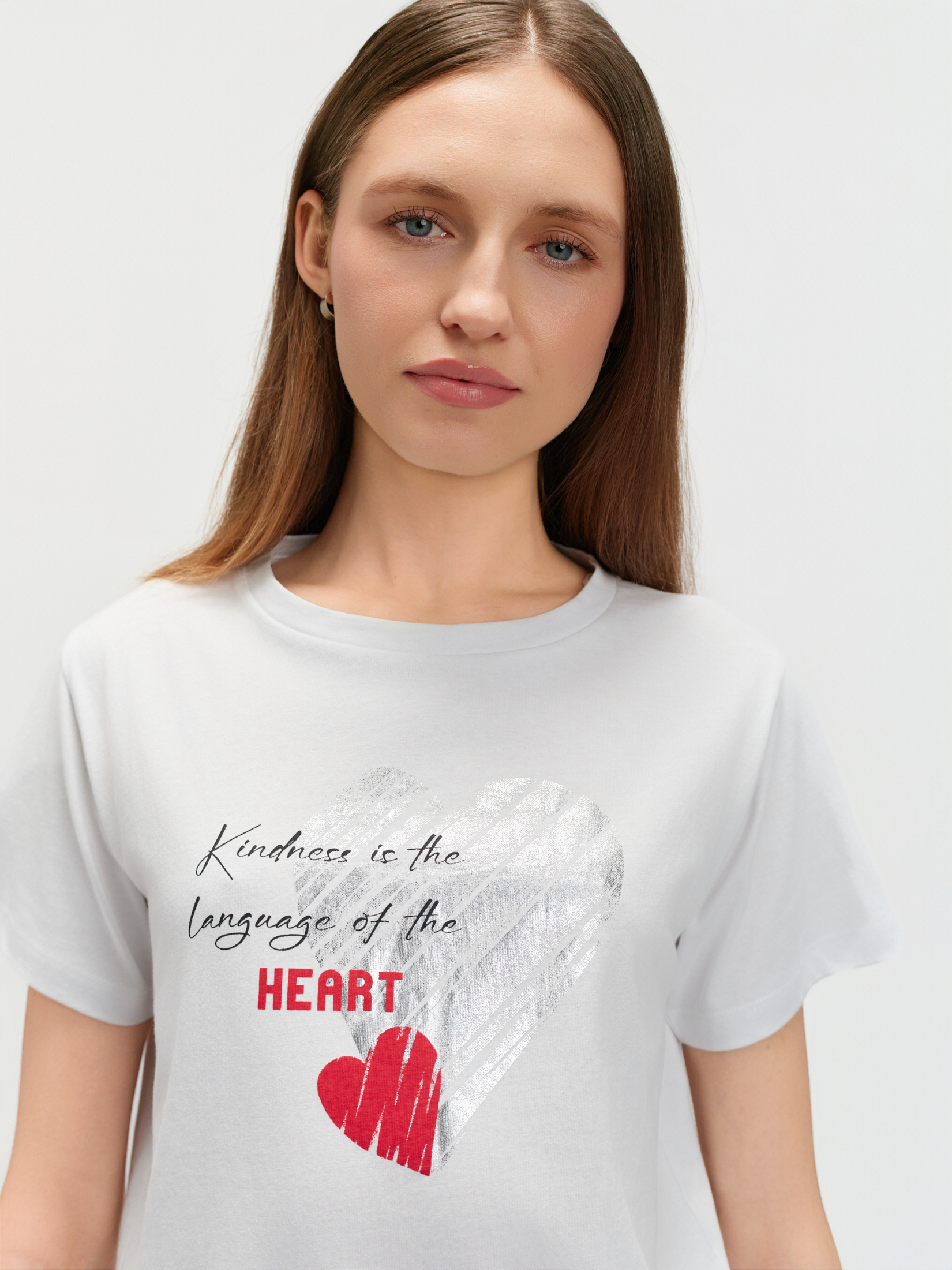 Top z połyskującą grafiką 