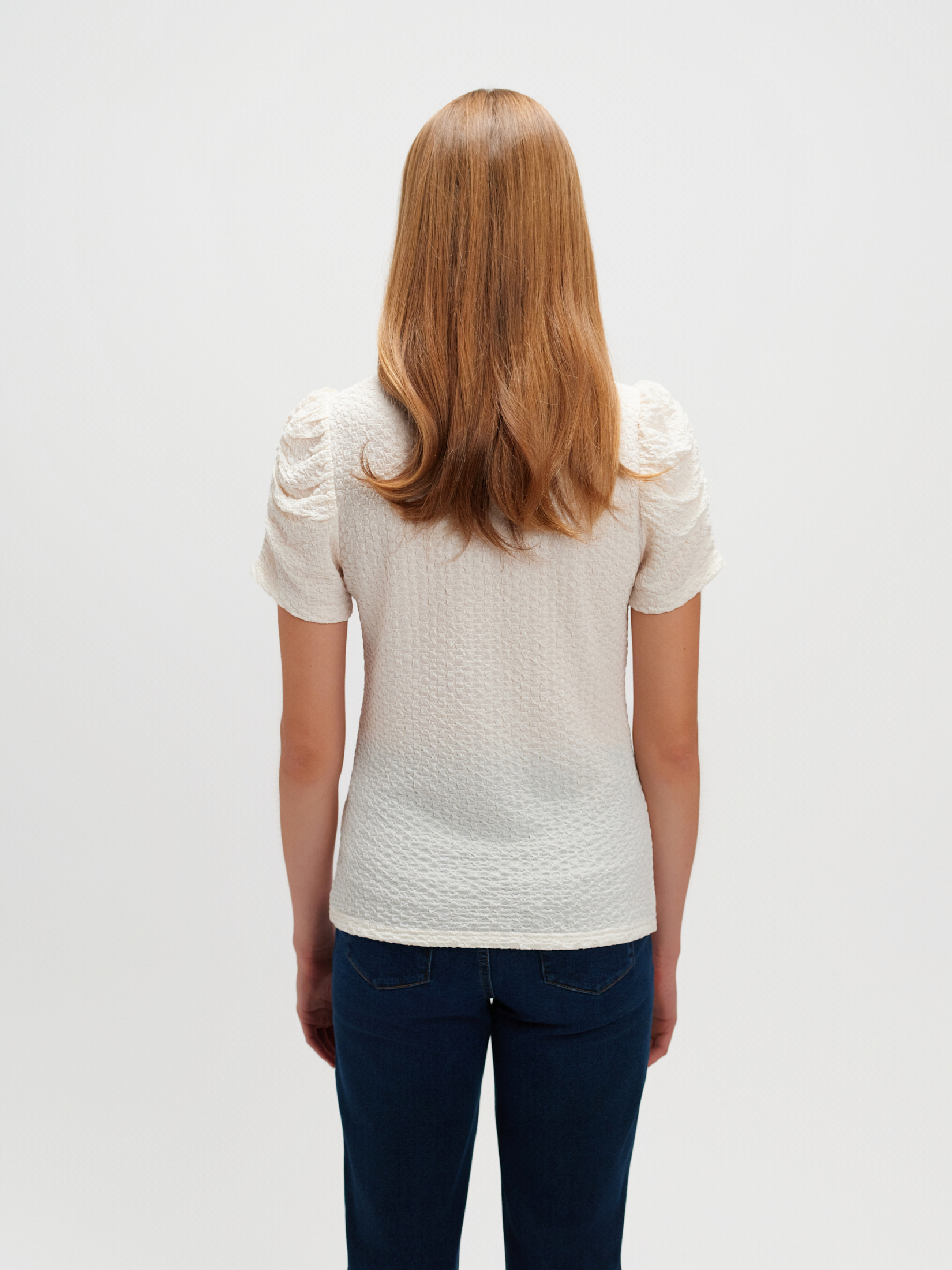 Top z fakturą z marszczonym rękawem 