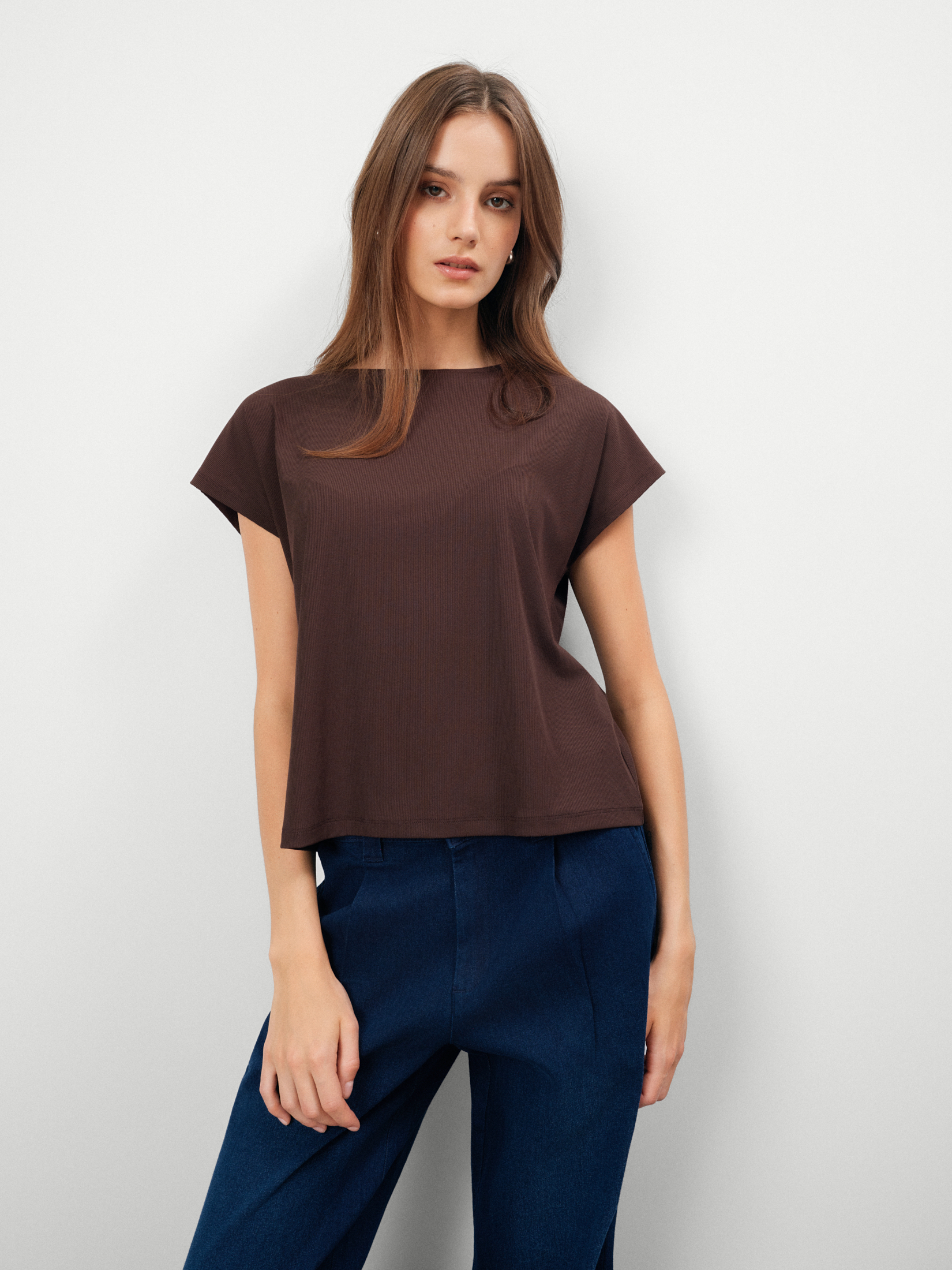 Brązowy top basic 