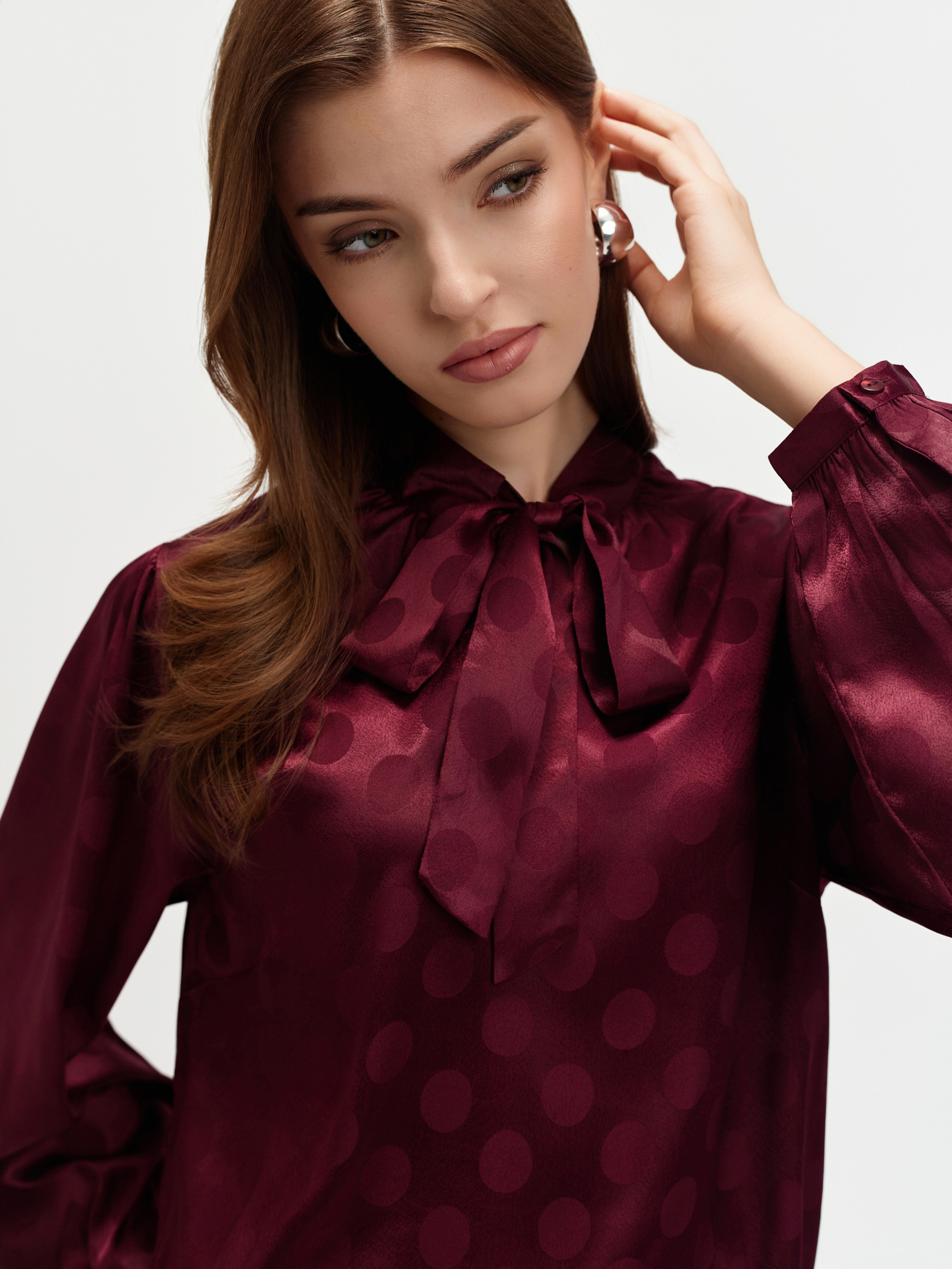 Elegancka burgundowa bluzka 